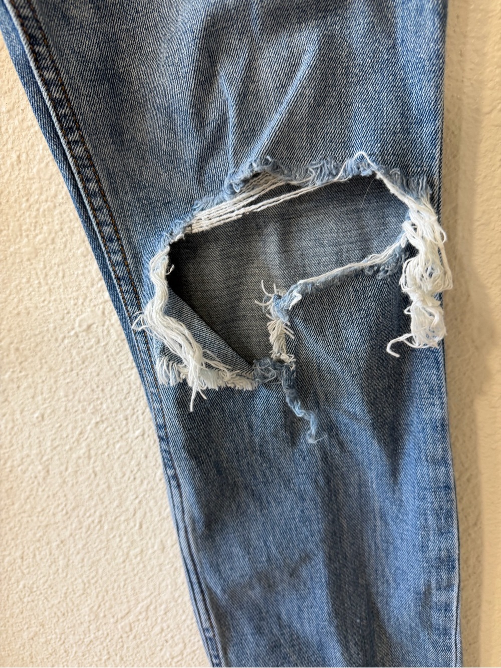 Abercrombie & Fitch Light Blue Straight-Leg Denim Jeans - Picture 3 of 3